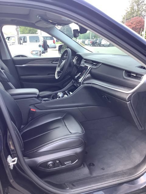 Certified 2023 Jeep Grand Cherokee Limited AWD/4WD image 20