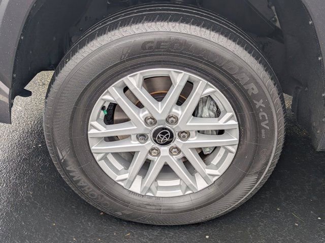 Used 2024 Toyota Tundra SR5 AWD/4WD image 11