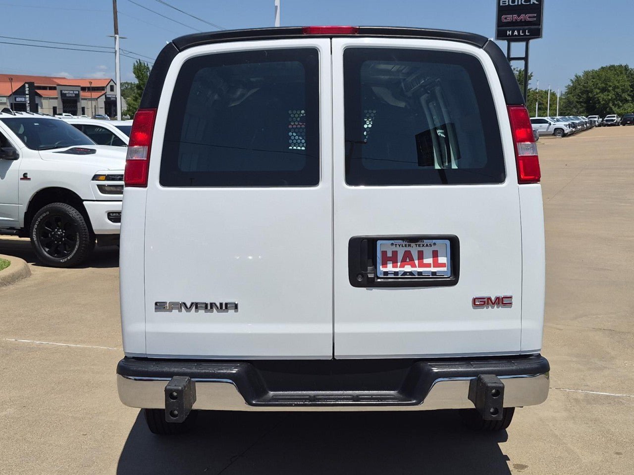 Certified 2024 GMC Savana 2500 w/ Driver Convenience Package RWD image 5