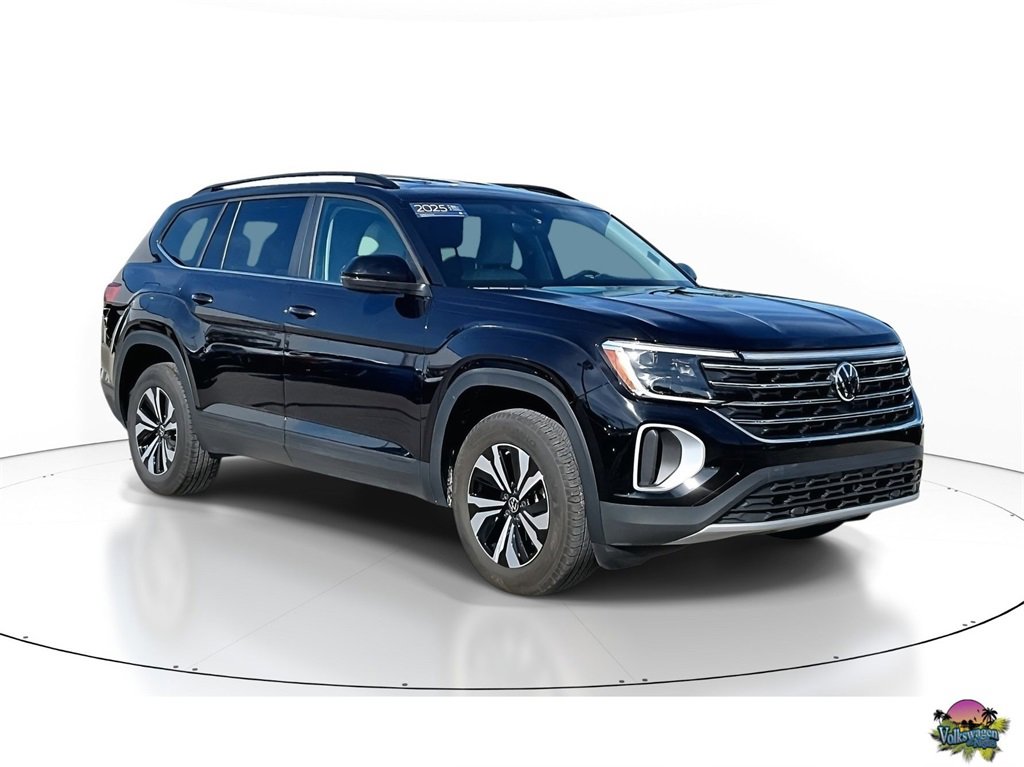Certified 2025 Volkswagen Atlas SE