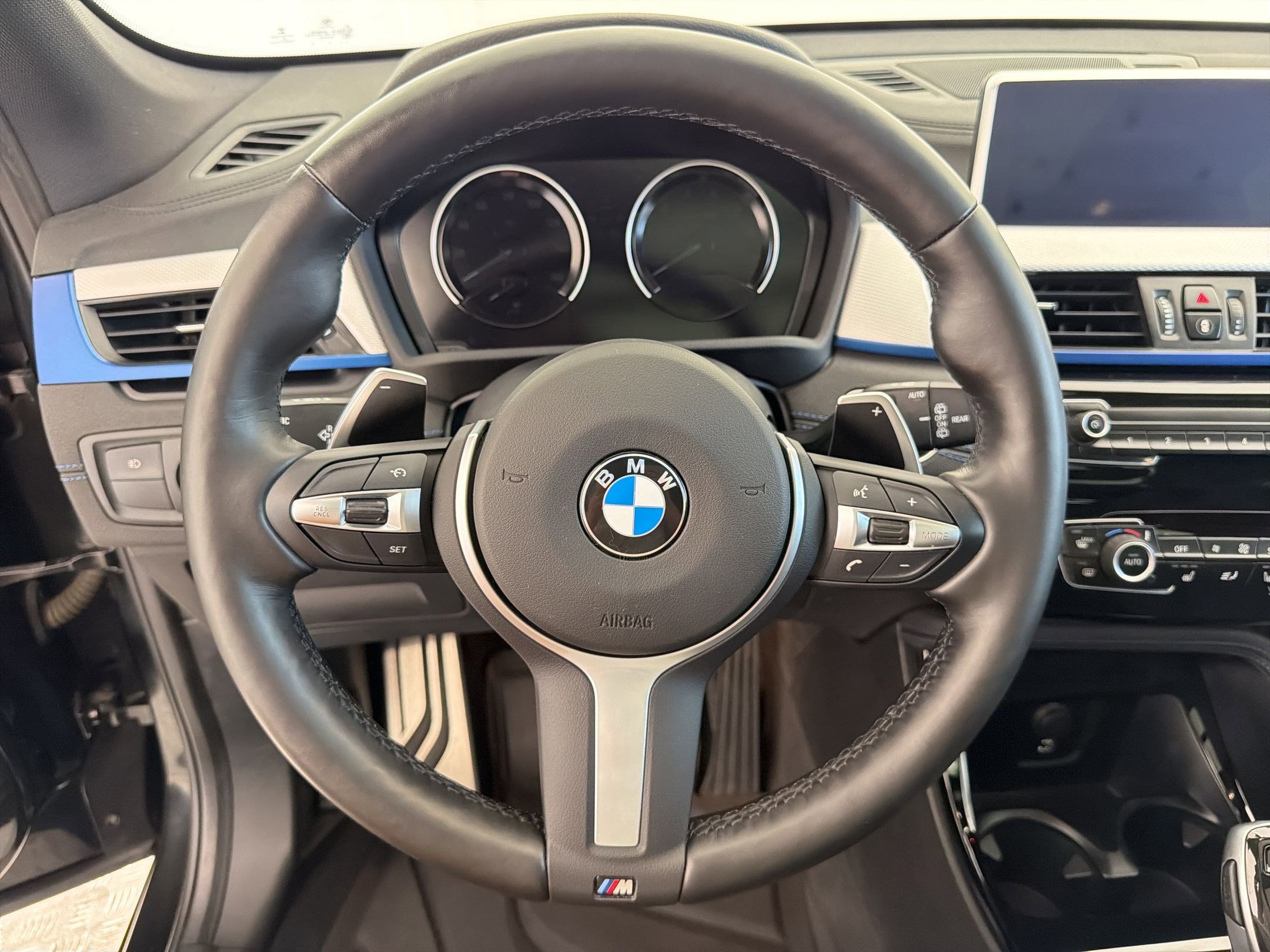 Used 2022 BMW X1 xDrive28i w/ M Sport Package AWD/4WD image 18