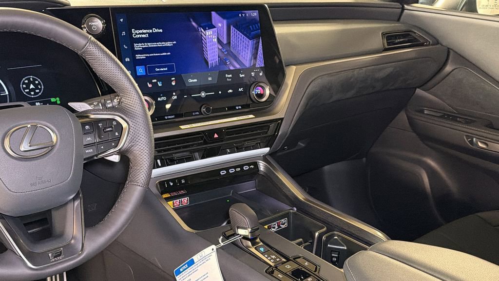 New 2026 Lexus TX 500h AWD image 13