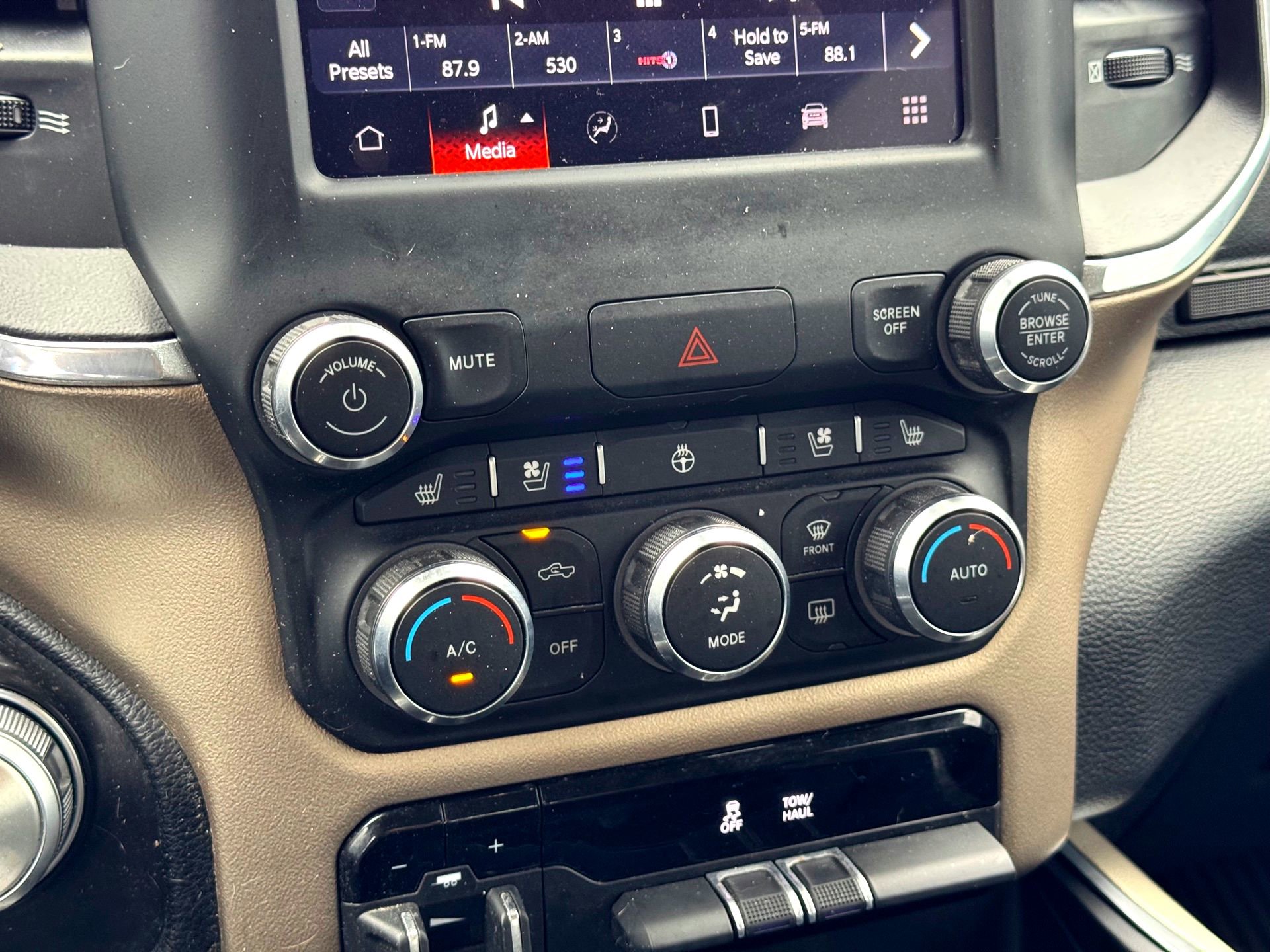 Used 2022 RAM 1500 Laramie image 27