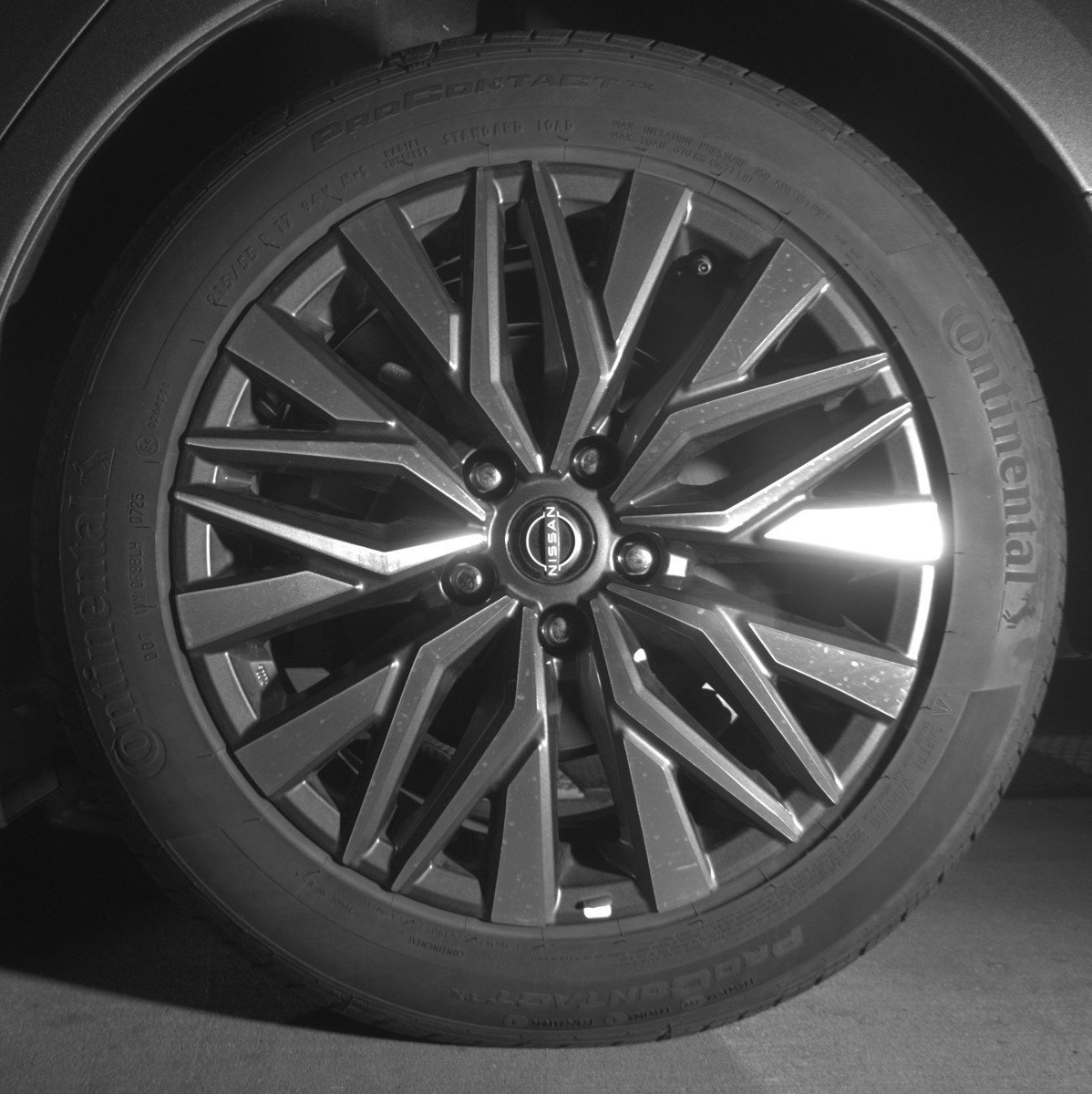 Used 2025 Nissan Altima 2.5 SV image 14