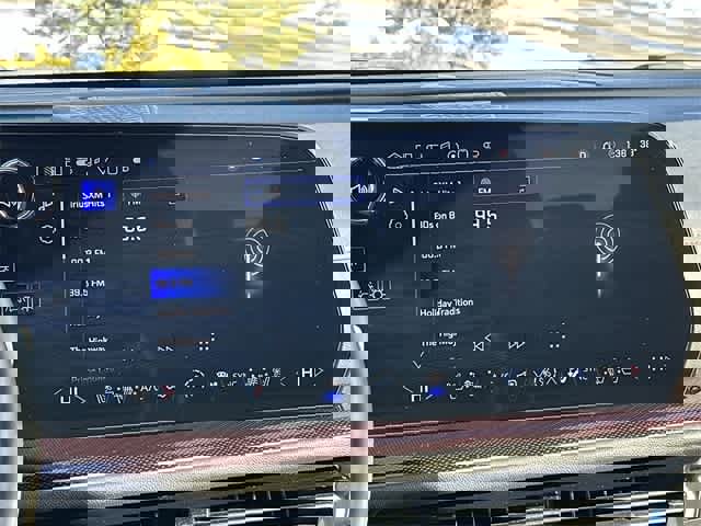 Used 2024 Chevrolet Traverse RS w/ LPO, Floor Liner Package image 12