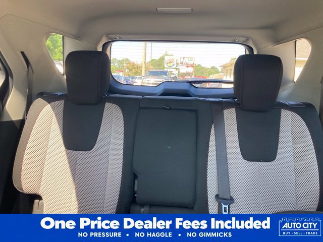 Used 2017 Chevrolet Equinox LS FWD image 27
