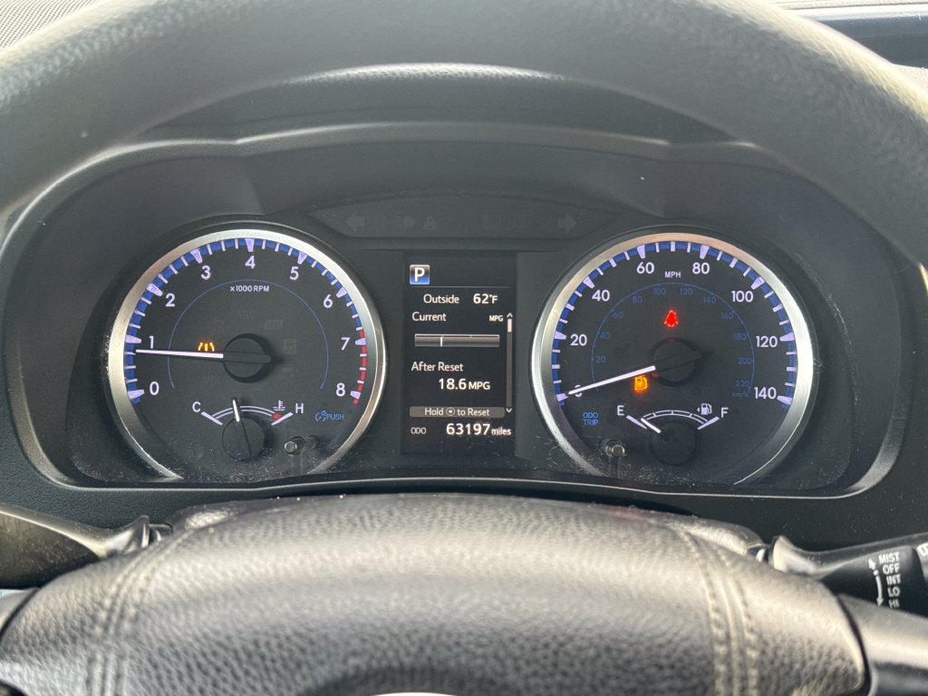 Used 2019 Toyota Highlander LE AWD/4WD image 17