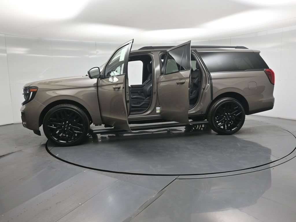 New 2027 Ford Expedition Max Platinum w/ Stealth Performance Package AWD/4WD image 34
