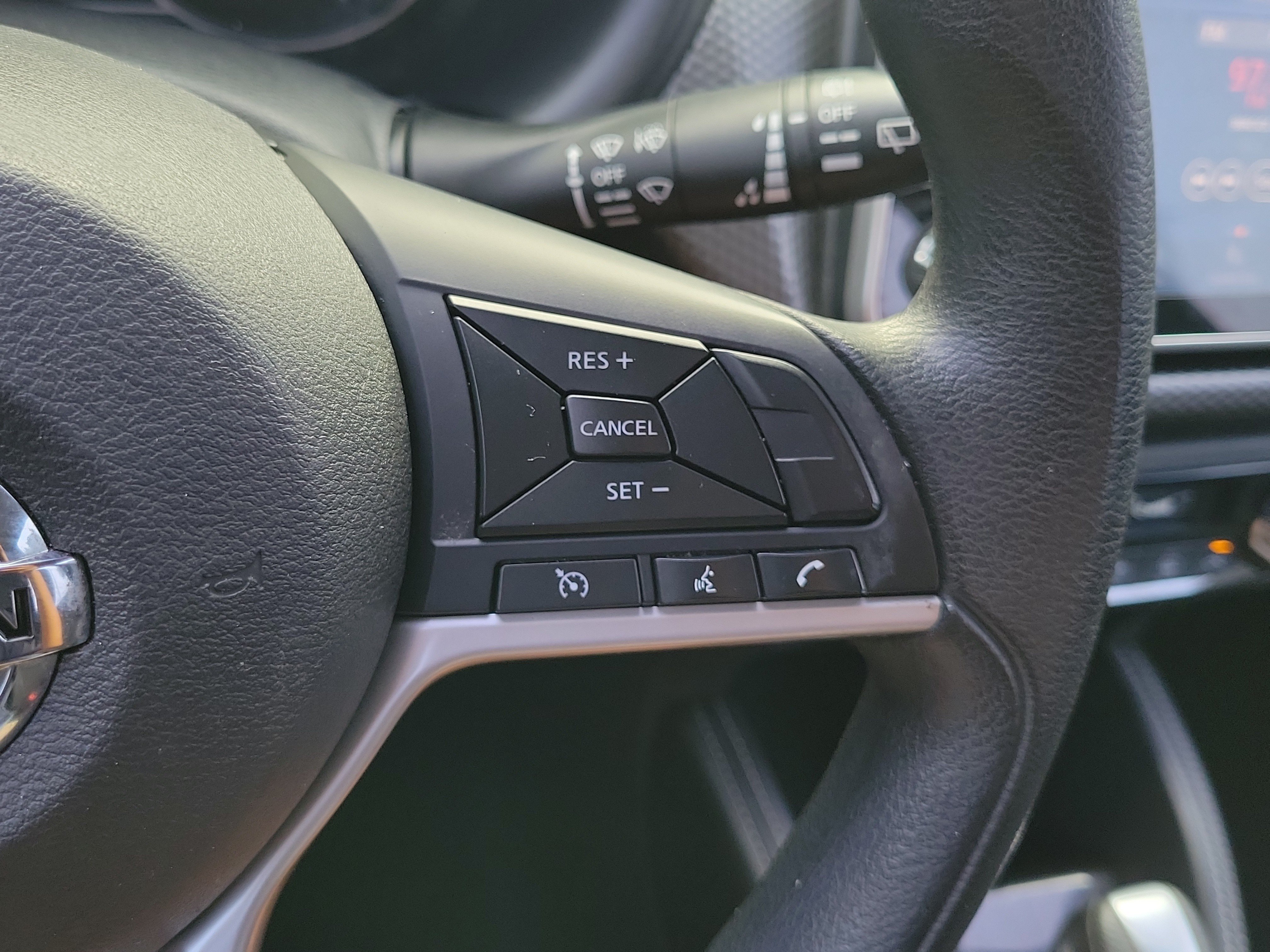 Used 2019 Nissan Kicks SV w/ Exterior Package FWD image 23
