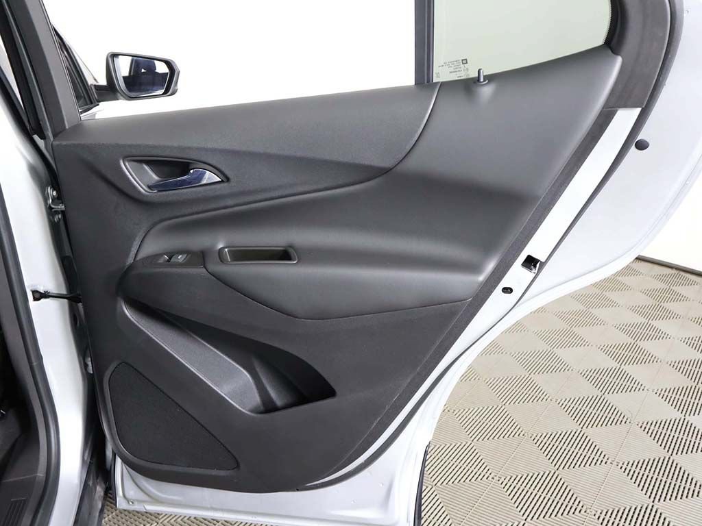Used 2022 Chevrolet Equinox LT FWD image 26