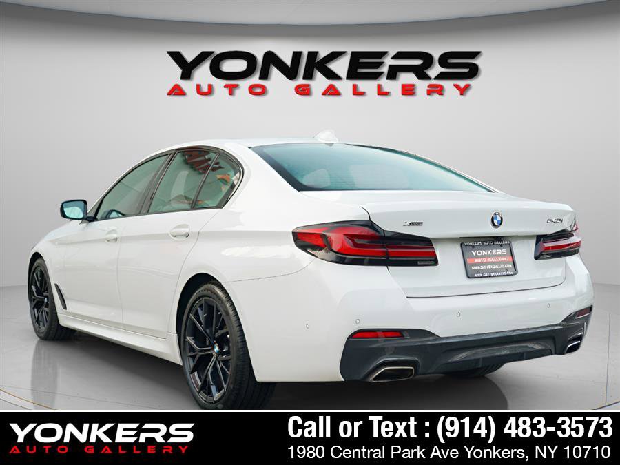 Used 2022 BMW 540i xDrive w/ M Sport Package image 7