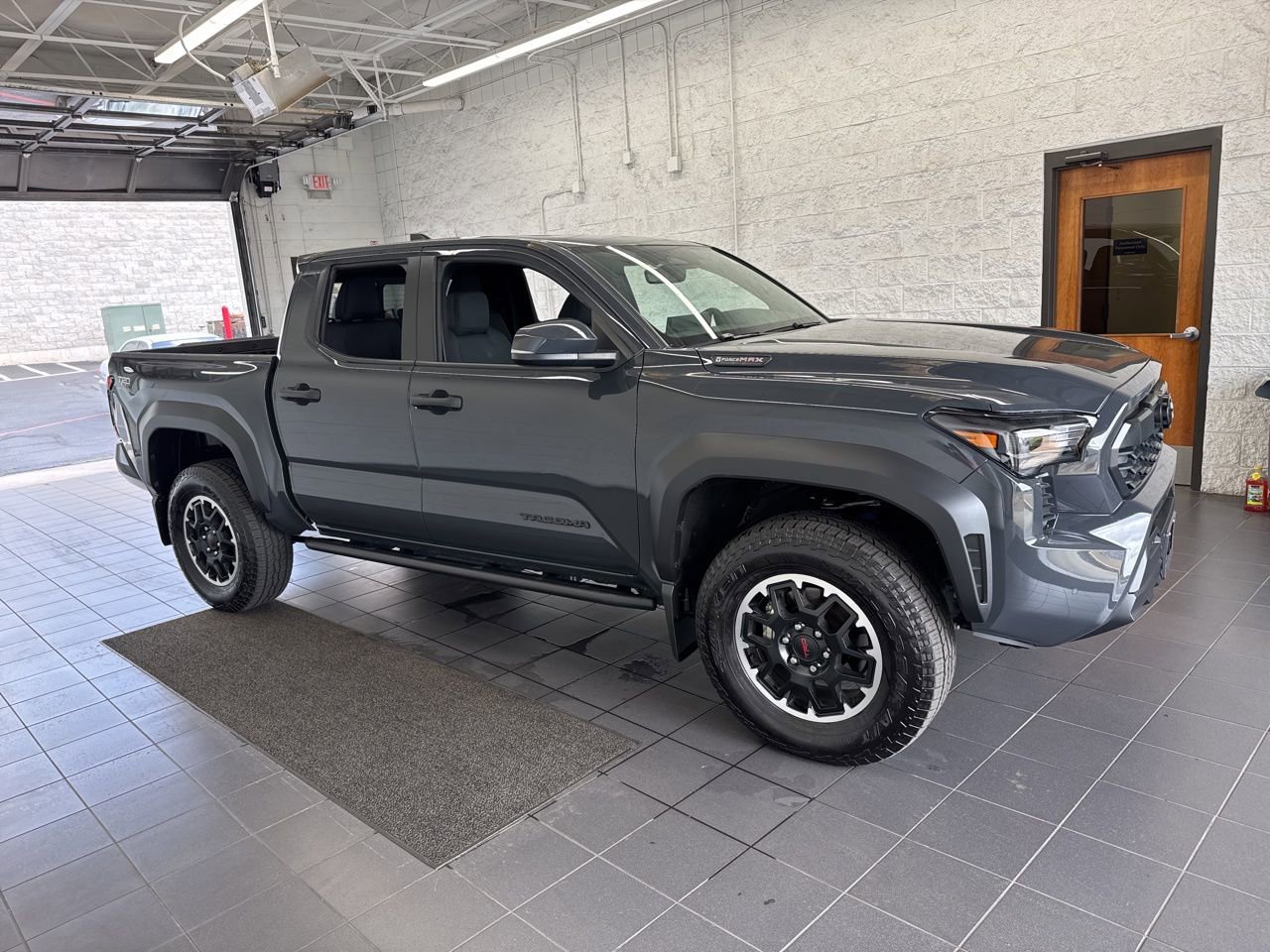 Certified 2025 Toyota Tacoma TRD Off-Road w/ TRD Off Road Upgrade Package image 1