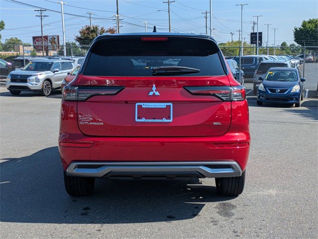 New 2025 Mitsubishi Outlander SEL image 4