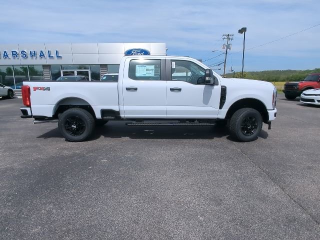New 2026 Ford F250 4x4 Crew Cab Super Duty image 29