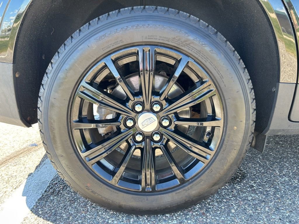 Used 2017 Cadillac XT5 Luxury w/ Driver Awareness Package AWD/4WD image 24