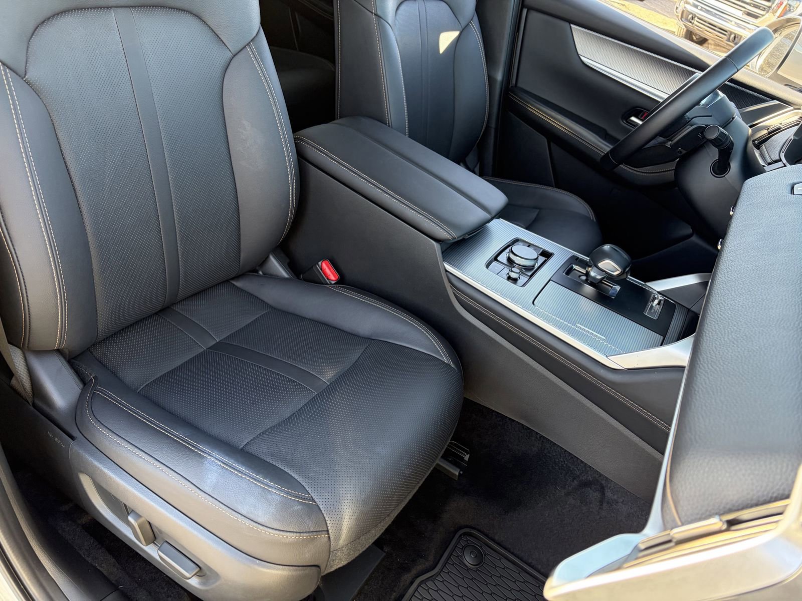 Used 2025 MAZDA CX-90 3.3 Turbo w/ Preferred Package AWD/4WD image 11