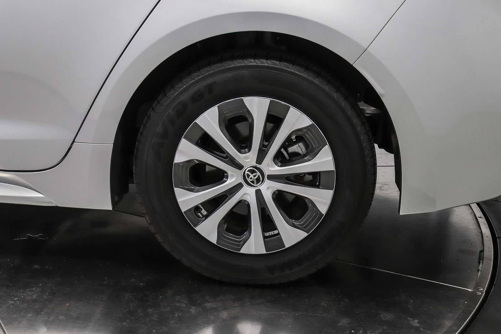 Used 2022 Toyota Corolla LE FWD image 10