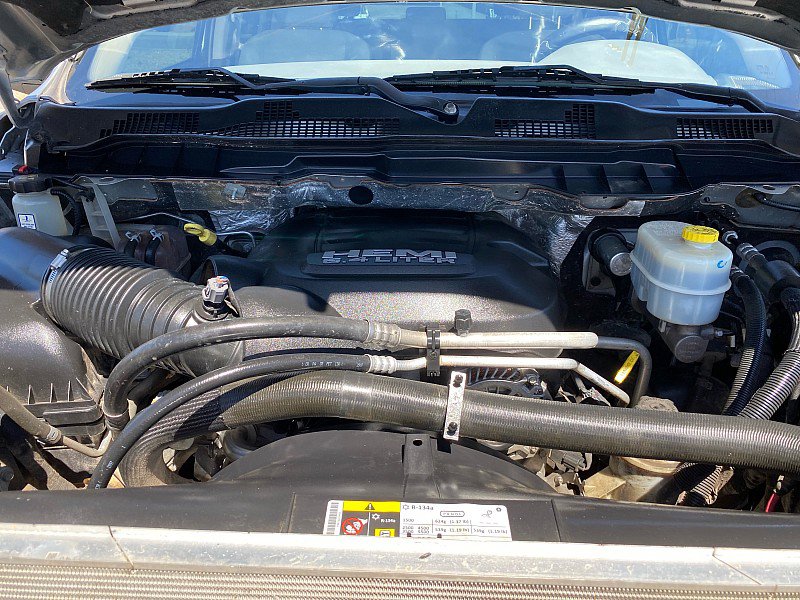 Used 2018 RAM 2500 Tradesman w/ Chrome Appearance Group image 14