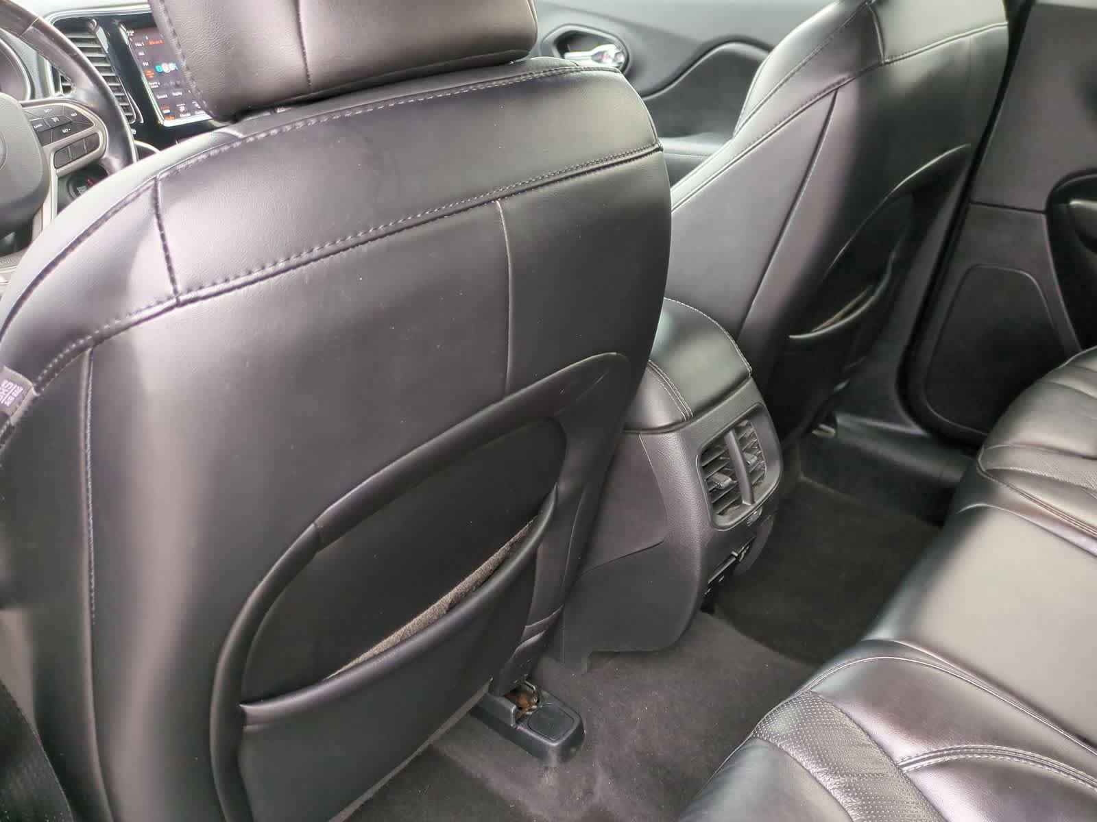 Used 2020 Jeep Cherokee High Altitude image 18