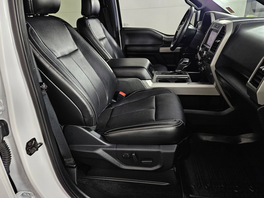 Used 2019 Ford F150 Lariat image 29