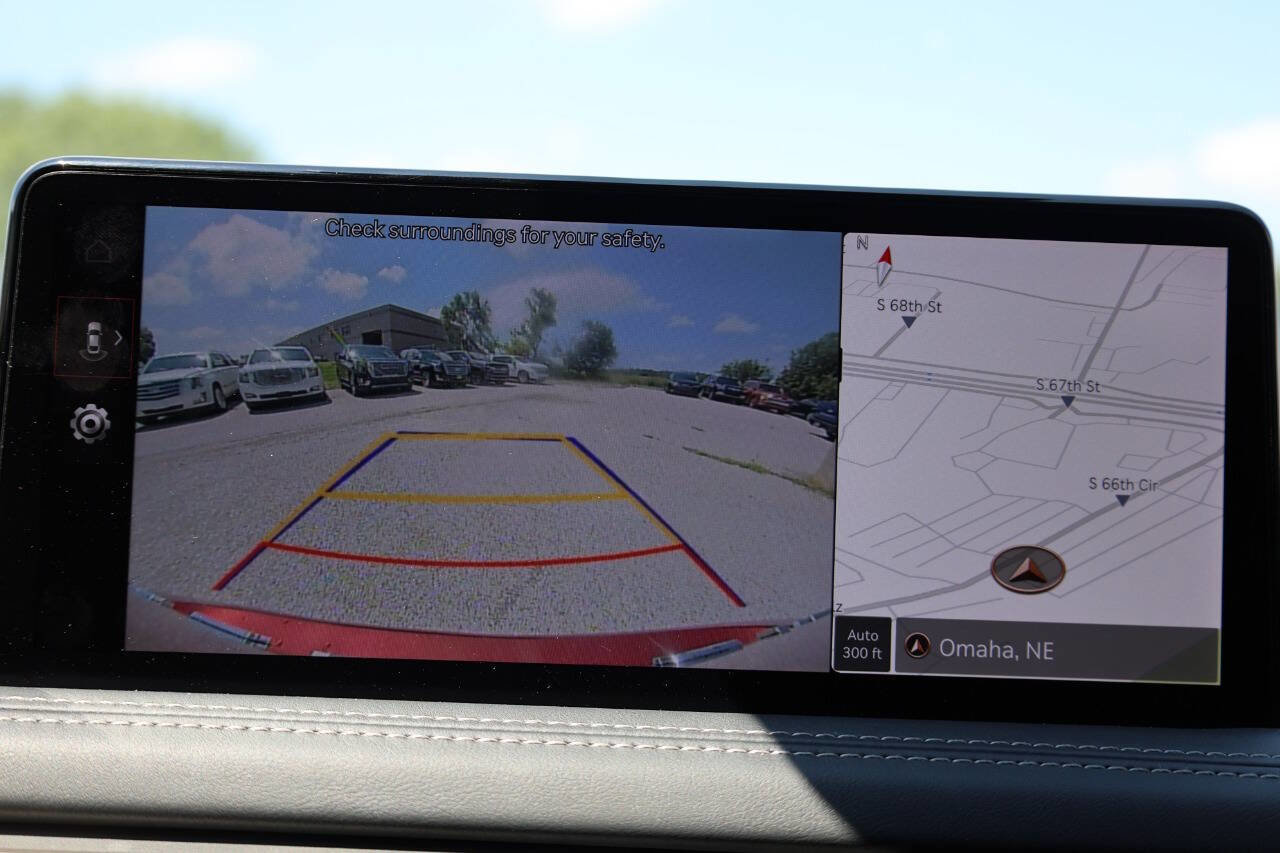 Used 2023 Genesis G70 2.0T image 22