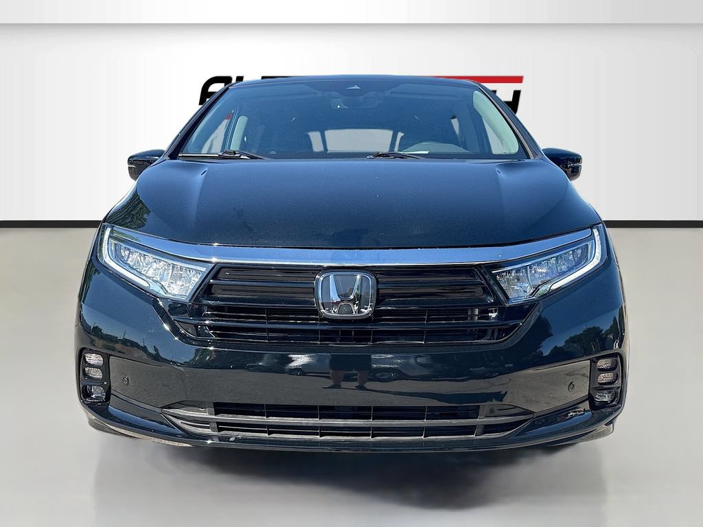 Used 2024 Honda Odyssey Touring image 2
