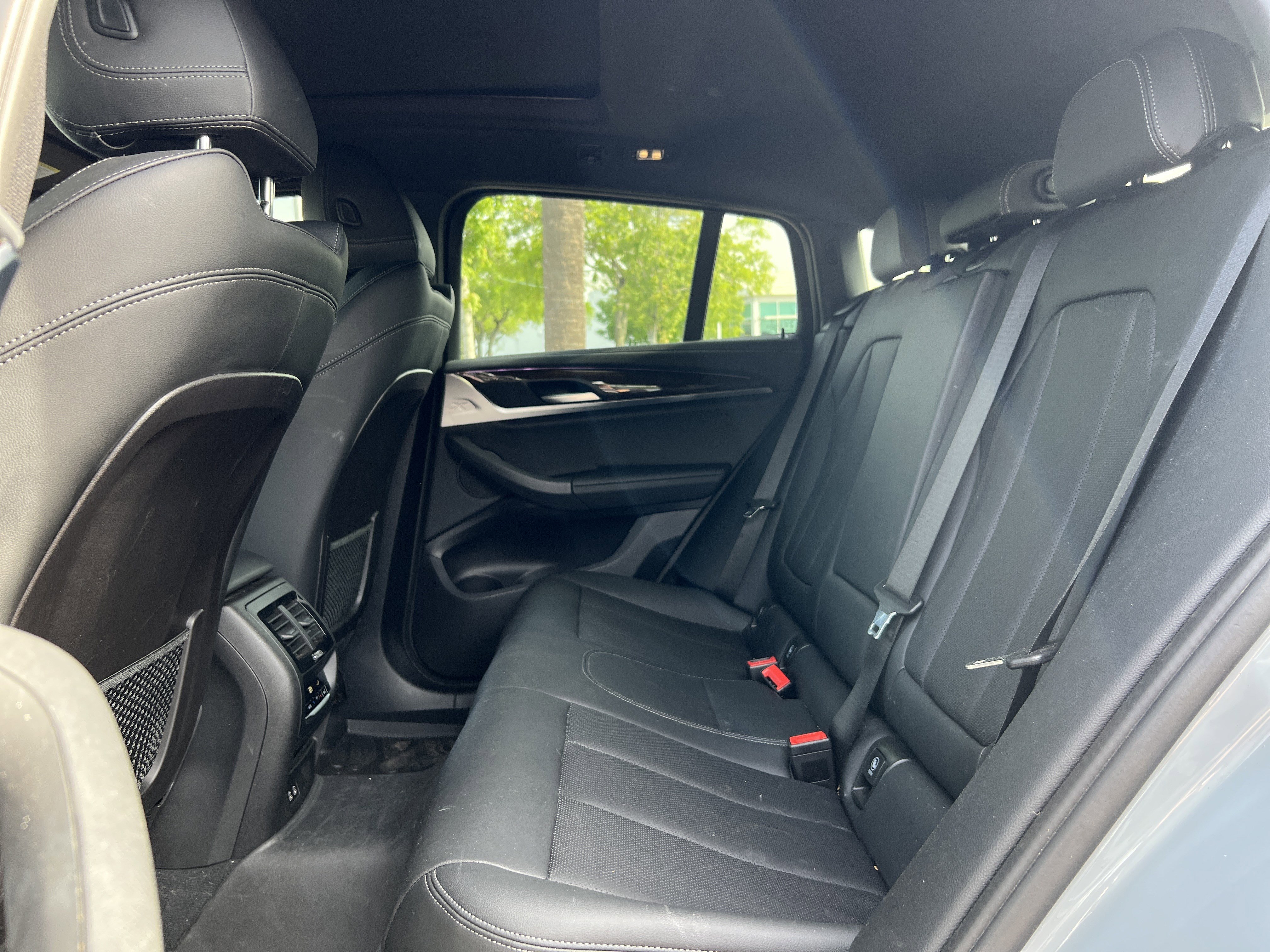 Used 2023 BMW X4 M40i w/ Premium Package image 14