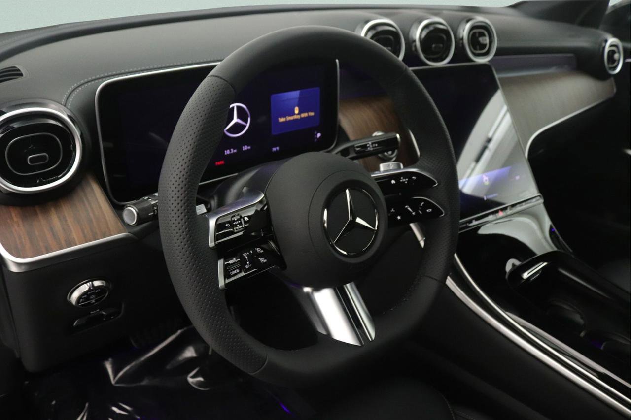New 2026 Mercedes-Benz GLC 300 image 4