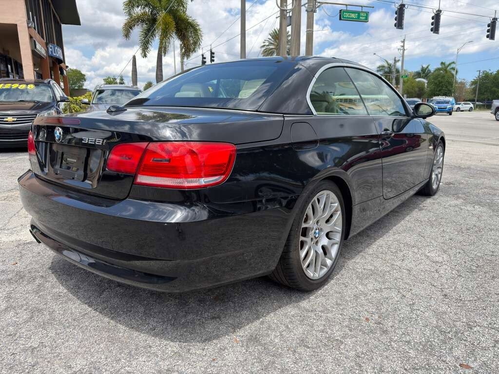 Used 2009 BMW 328i Convertible RWD image 5