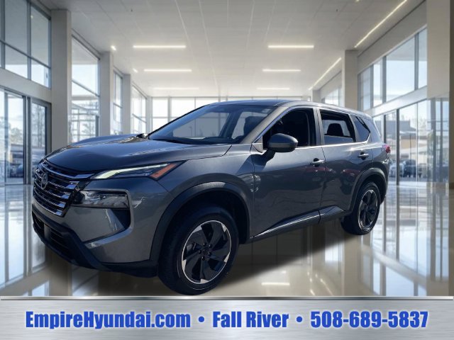 Used 2025 Nissan Rogue SV