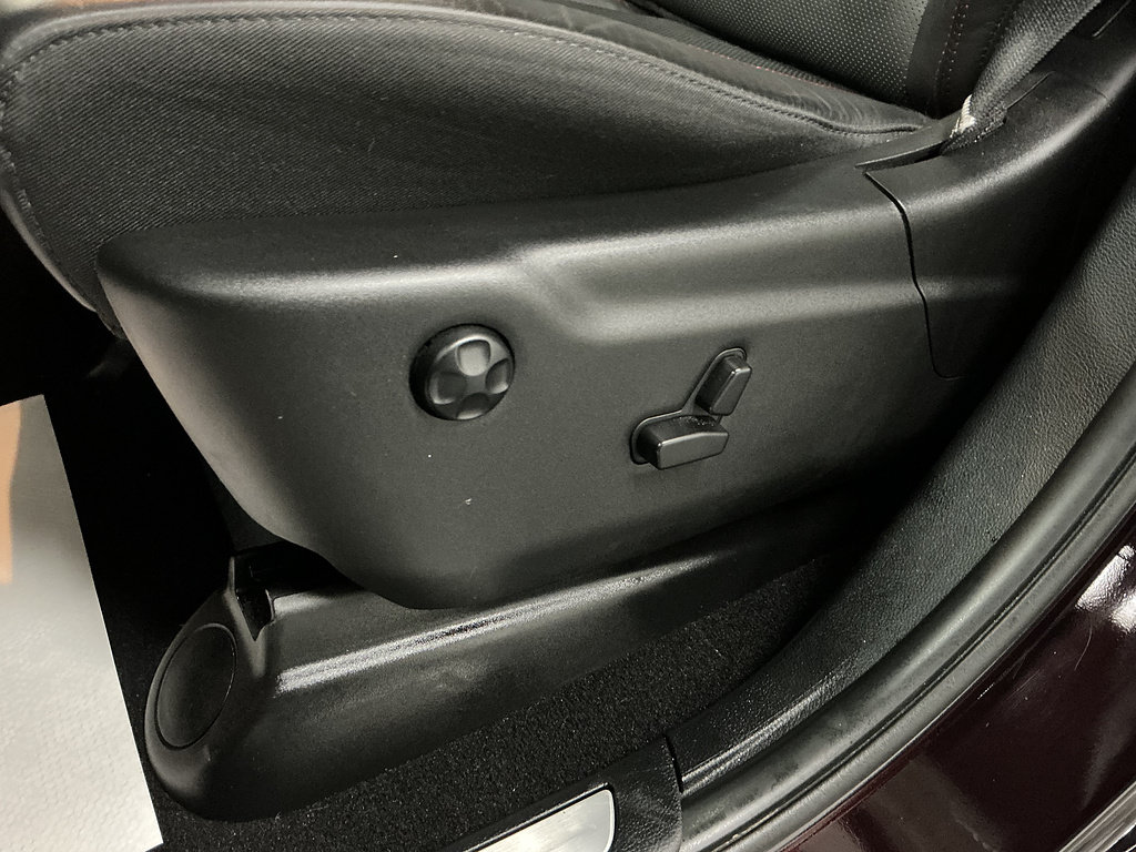 Used 2025 Dodge Durango GT AWD/4WD image 18