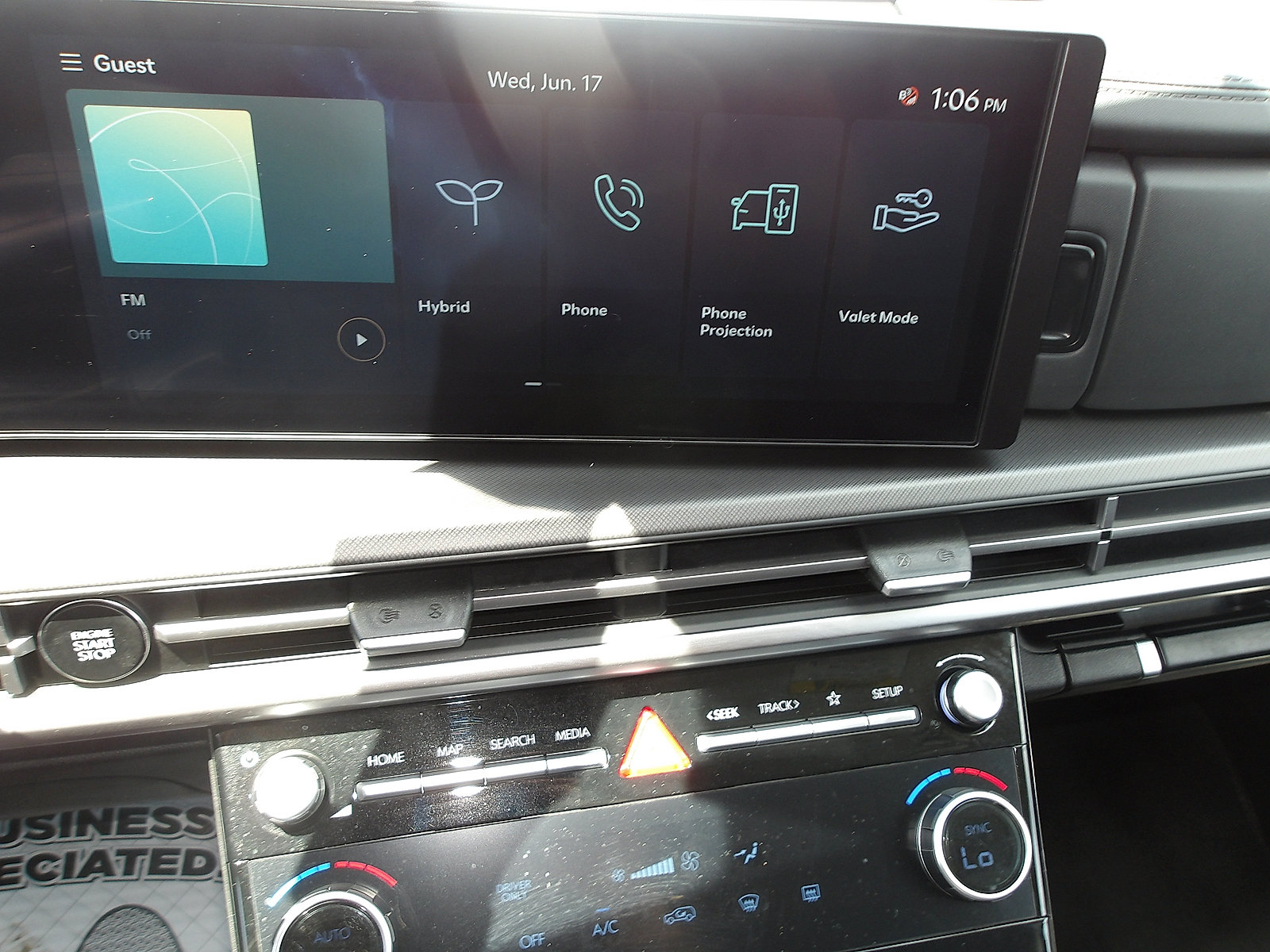 Certified 2026 Hyundai Santa Fe SE AWD/4WD image 18