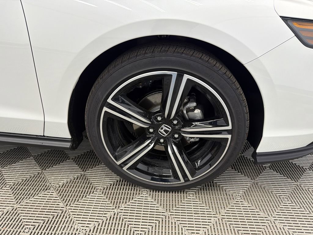 Used 2026 Honda Accord SE image 13