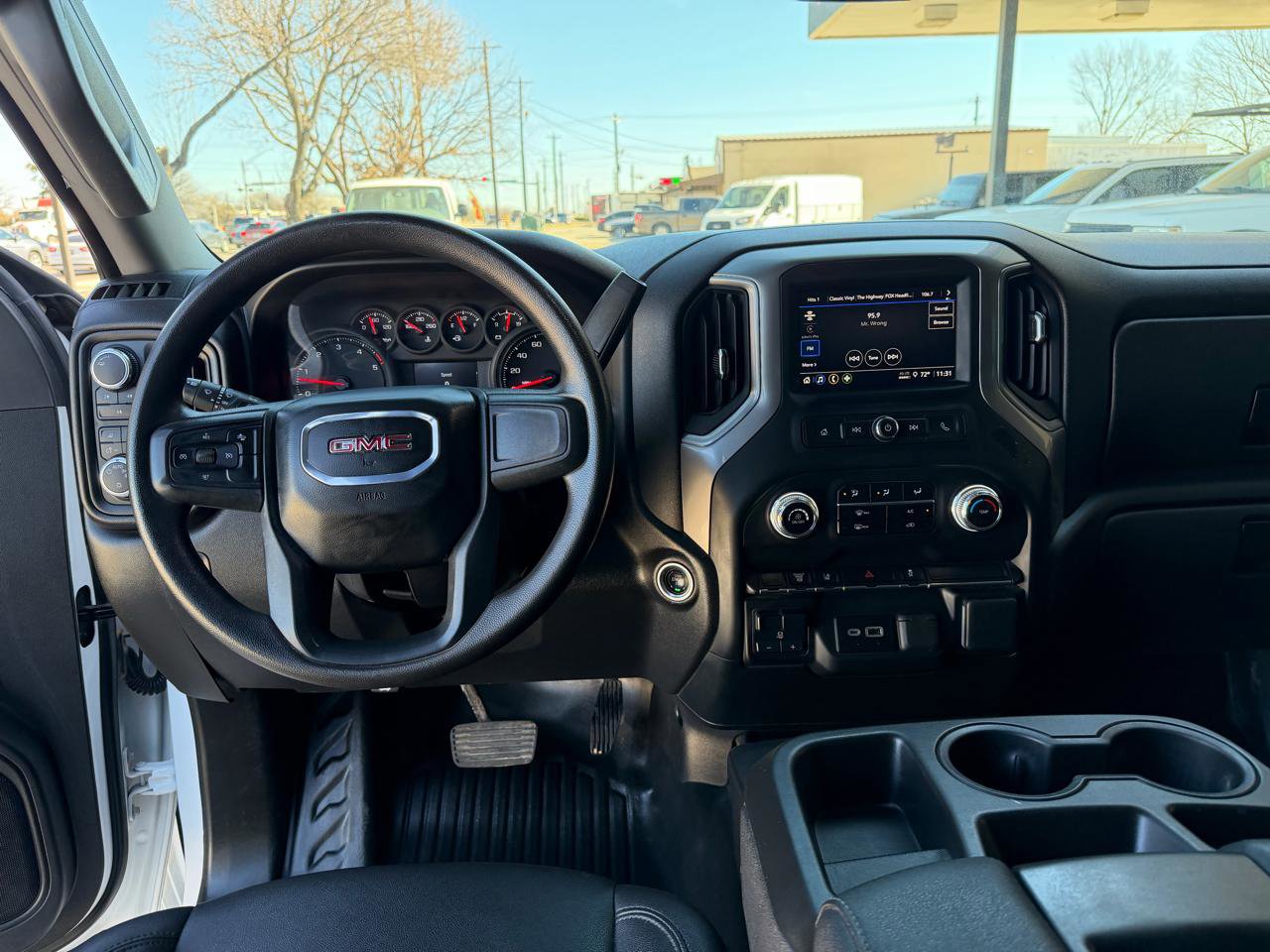 Used 2024 GMC Sierra 3500 Pro w/ Convenience Package image 40