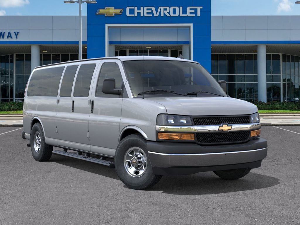 New 2025 Chevrolet Express 3500 LT w/ LT Preferred Equipment Group image 7