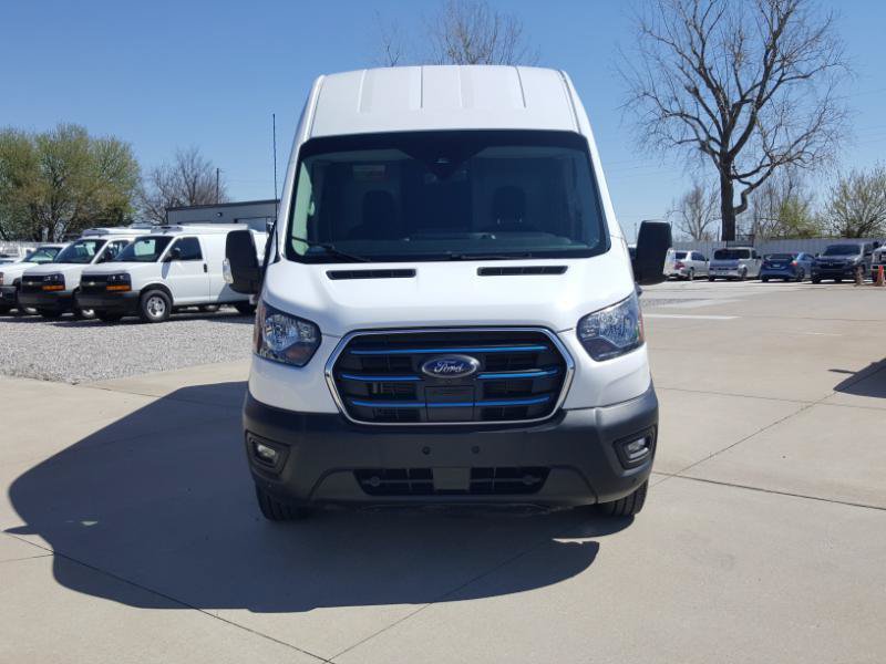 Used 2022 Ford E-Transit 148 High Roof Extended RWD image 4