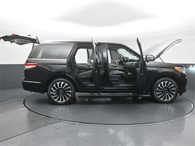 Used 2022 Lincoln Navigator Black Label image 58