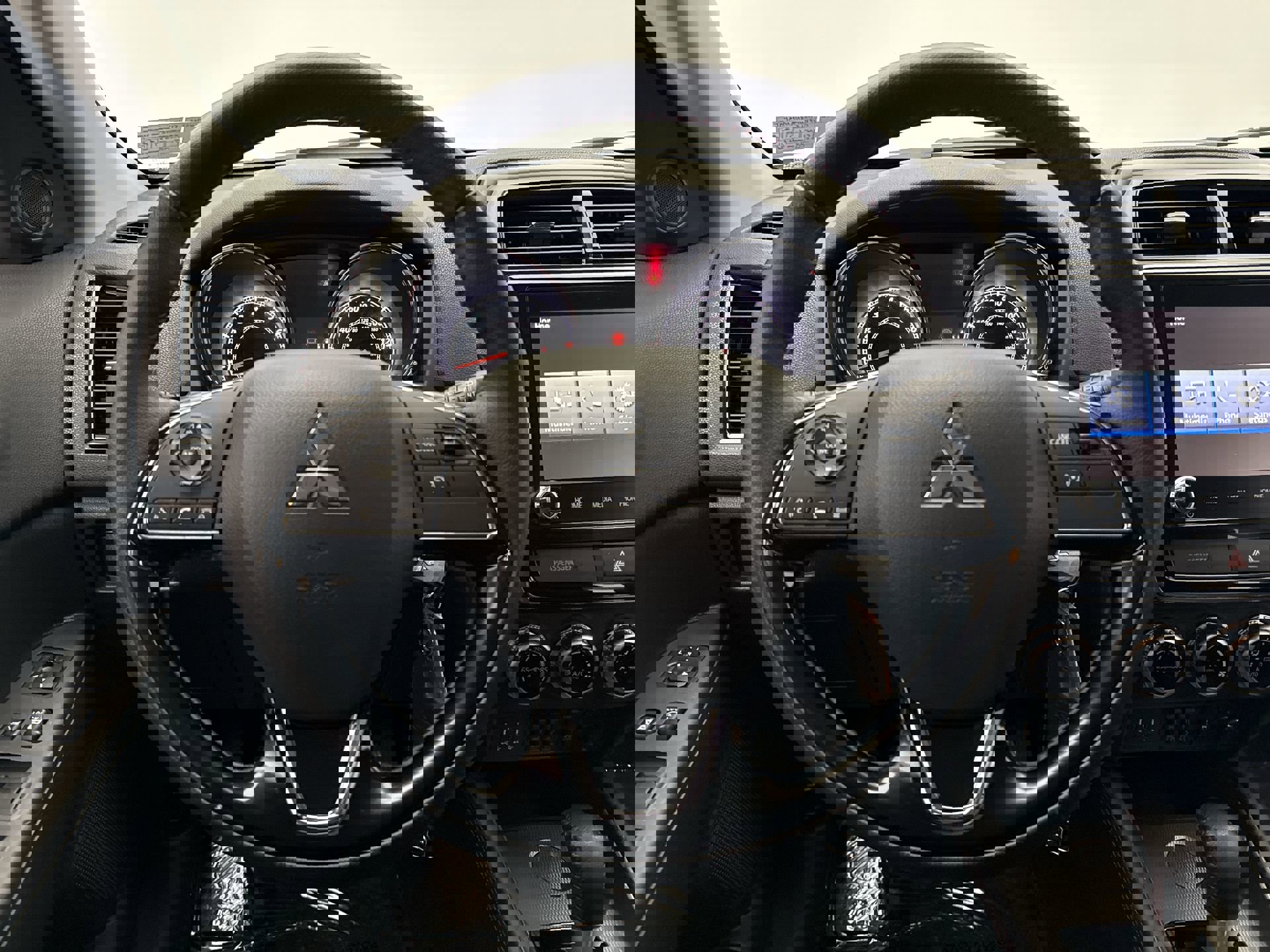 Used 2021 Mitsubishi Outlander Sport LE image 12