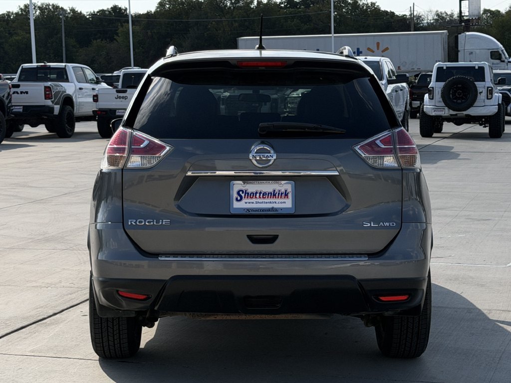Used 2016 Nissan Rogue SL AWD/4WD image 5