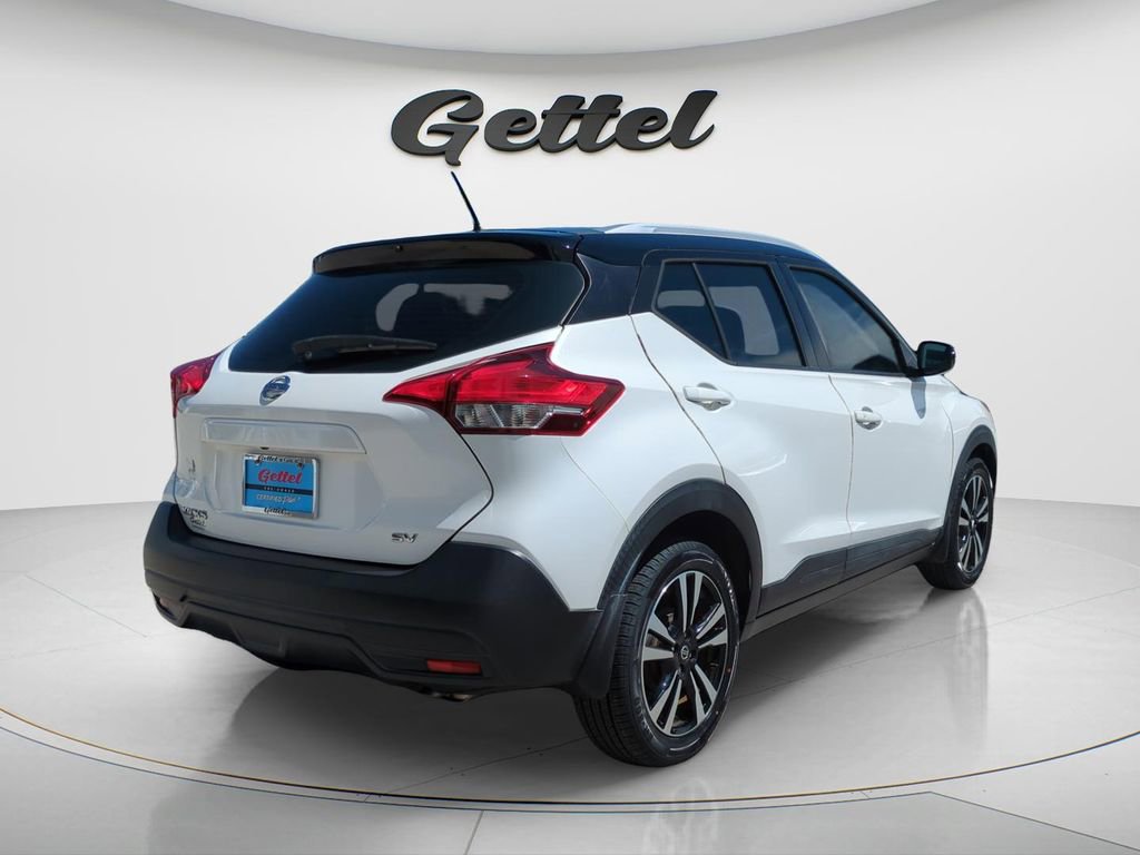 Certified 2019 Nissan Kicks SV image 4