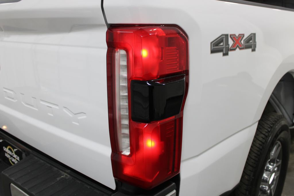 Used 2024 Ford F250 Lariat AWD/4WD image 23