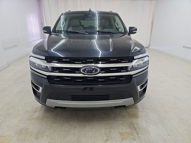 Used 2023 Ford Expedition Limited image 13
