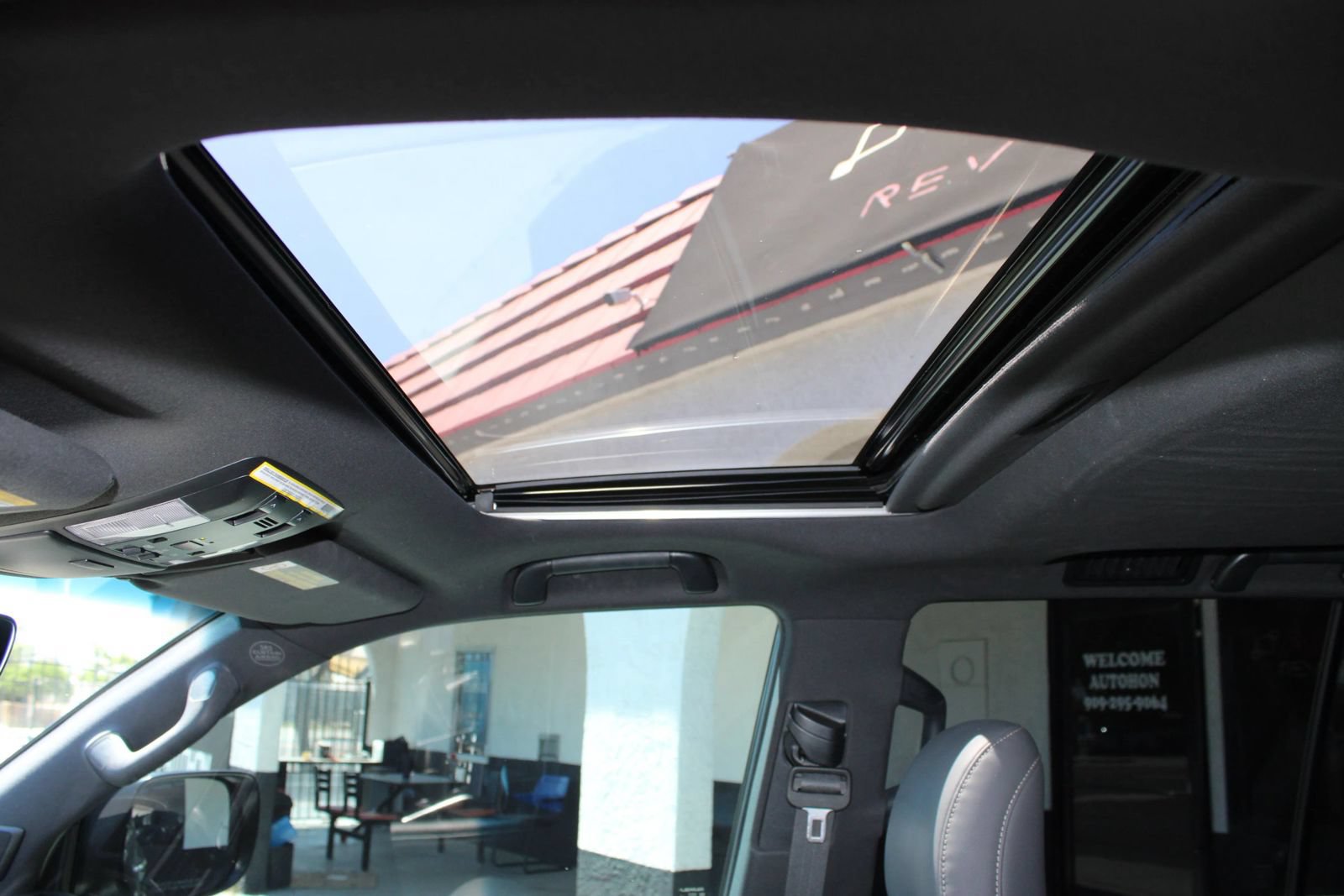 Used 2020 Lexus GX 460 Premium w/ Premium Package AWD/4WD image 12