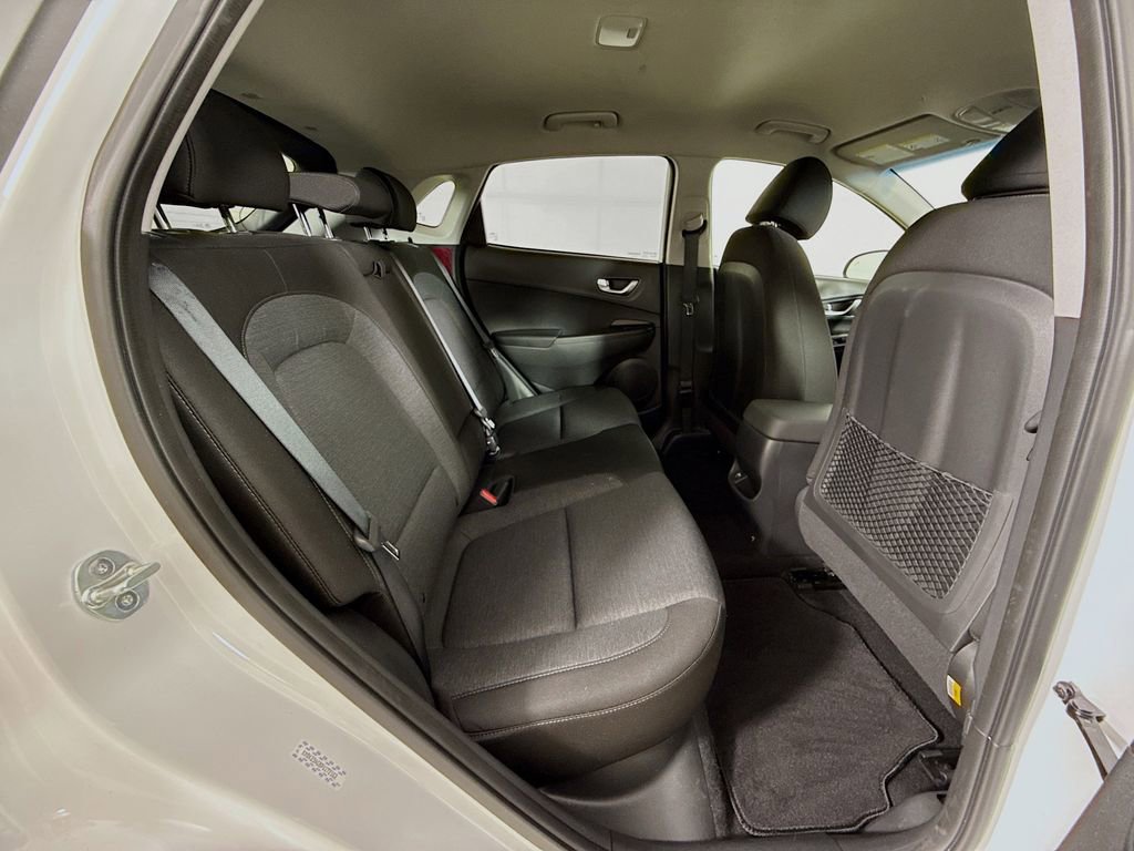Used 2023 Hyundai Kona SE w/ Cargo Package FWD image 33