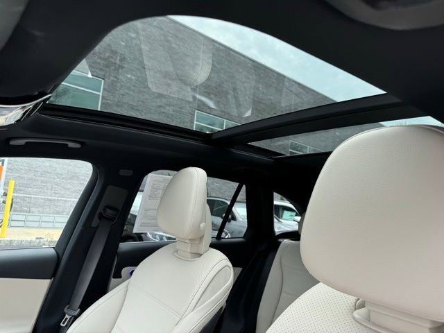 Used 2026 Mercedes-Benz GLC 300 4MATIC image 22