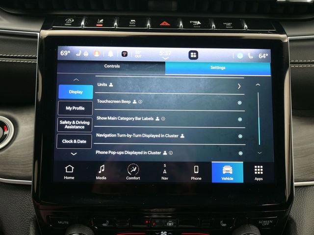 Used 2023 Jeep Grand Cherokee Limited image 15