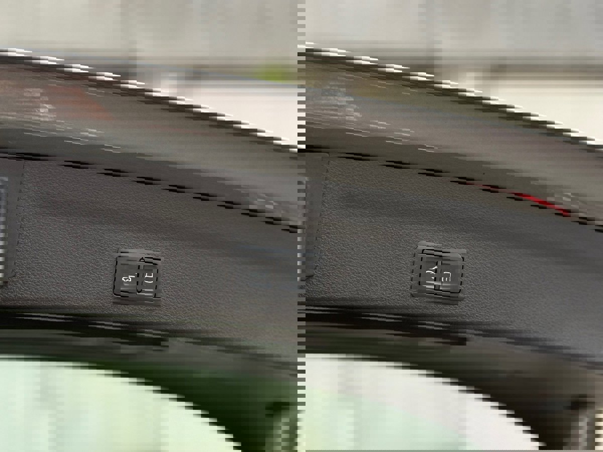 Used 2024 Audi A6 Premium Plus w/ Executive Package image 37