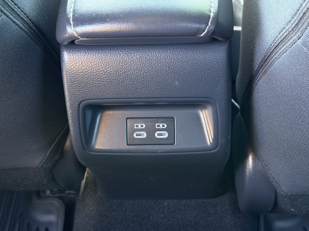 Used 2025 Toyota Corolla SE w/ SE Package FWD image 19