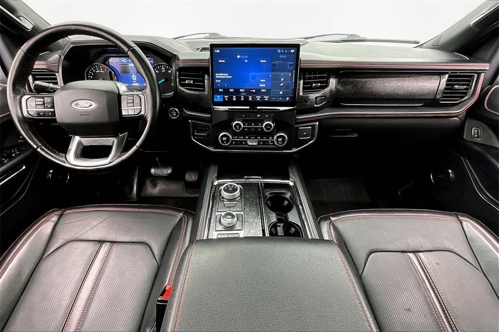 Used 2022 Ford Expedition Max Limited image 16