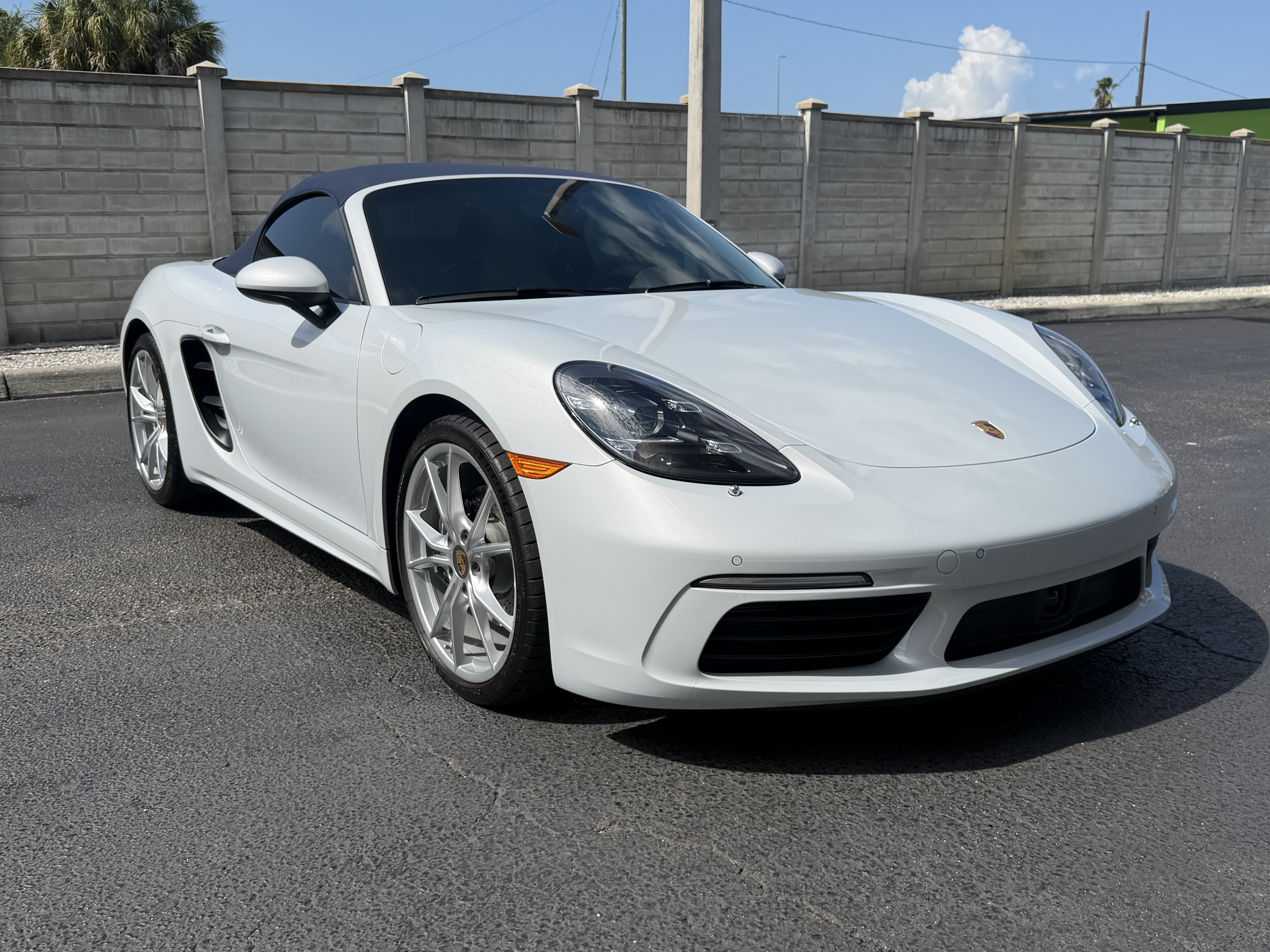 Certified 2024 Porsche 718 Boxster RWD image 8